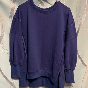 Casual Navy Blue Sweatshirt